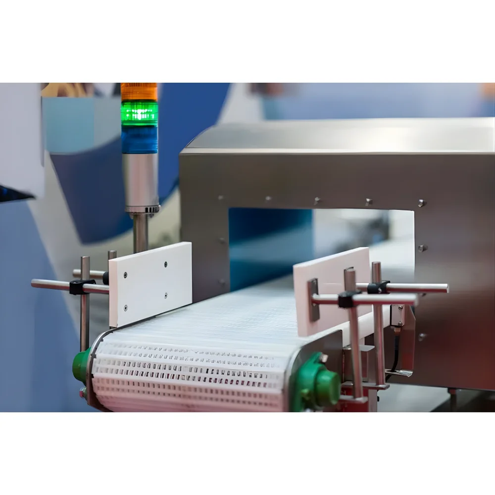 Máy dò kim loại thực phẩm hoạt động dựa trên nguyên lý cảm ứng điện từ