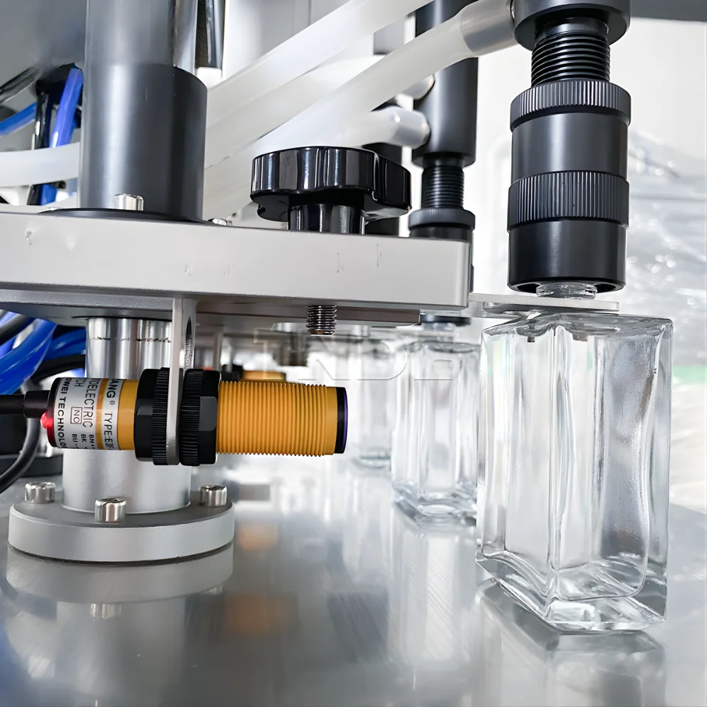 Nguyên lý máy chiết rót định lượng chi tiết đầy đủ từ A-Z